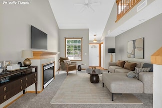 3799 Village Run Dr Unit 512, Des Moines, IA 50317