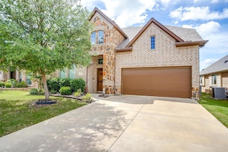 11741 Tuscarora Dr, Fort Worth, TX 76108