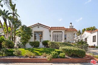 115 N Almont Dr, West Hollywood, CA 90048