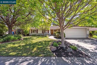 1050 Palisade Dr, Martinez, CA 94553