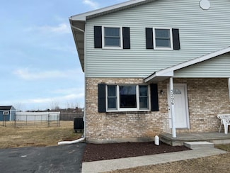 3296 Reeve Dr E, Bethlehem, PA 18020