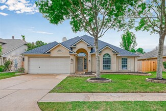 10102 Forest Spring Ln, Pearland, TX 77584