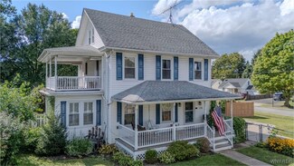 336 77th St, Niagara Falls, NY 14304