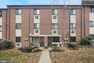 100 E Glenolden Ave Unit D17, Glenolden, PA 19036
