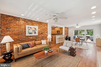 3303 Saul Rd, Kensington, MD 20895