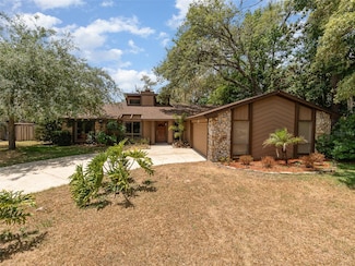 490 Burnt Tree Ln, Apopka, FL 32712