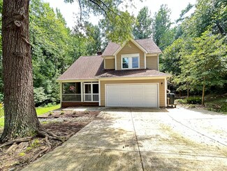 404 Glenora Dr, Huntersville, NC 28078