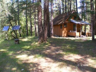 4990 Indian Creek Rd, Douglas City, CA 96024