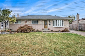 33732 Stonewood Dr, Sterling Heights, MI 48312