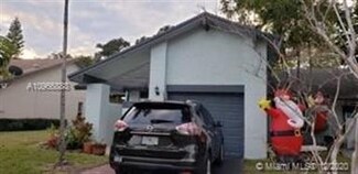 8209 NW 100th Dr, Tamarac, FL 33321