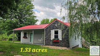 960 Washburn Dr, Martinsville, VA 24112