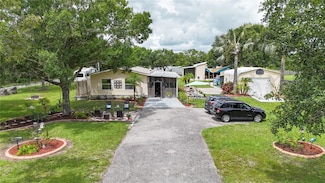 1727 30th St SE, Ruskin, FL 33570