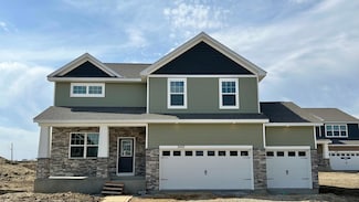 2452 Marsh View Ct, Shakopee, MN 55379