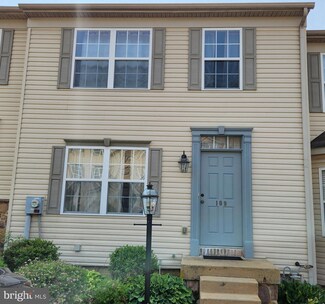 109 Knollwood Rd, Millersville, PA 17551