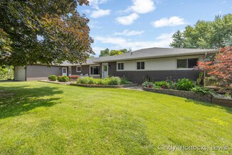 5138 Thornapple River Dr SE, Grand Rapids, MI 49512