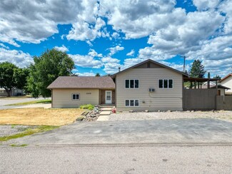 1228 10th Ave W, Columbia Falls, MT 59912