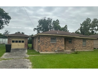 4625 Los Angeles St, Houston, TX 77026