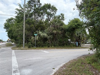 8190 and 8198 130th St, Sebastian, FL 32958