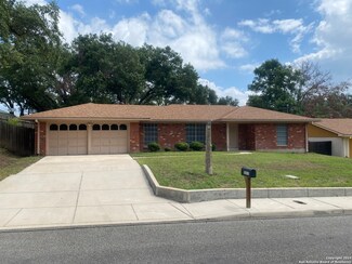 5311 King George Dr, San Antonio, TX 78229
