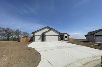 1634 N Wildflower Ct, Andover, KS 67002