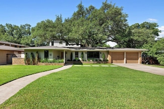 2517 Great Oaks Pkwy, Austin, TX 78756