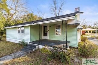 213 W Mendell Ave, Glennville, GA 30427
