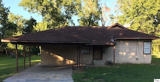 912 Arkansas St, Tallulah, LA 71282