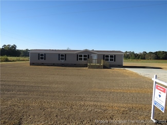 428 Barker Church Rd, Lumberton, NC 28358