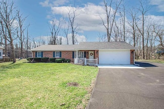 619 Lakengren Dr, Eaton, OH 45320