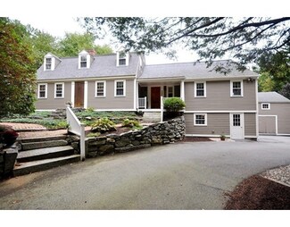 280 Lowell St, Carlisle, MA 01741