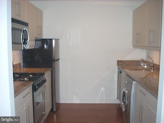 219 29 S 18th St Unit 711, Philadelphia, PA 19103