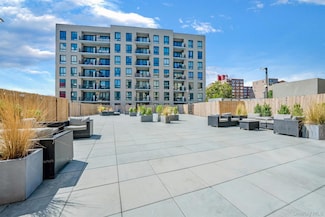 4516 83rd St Unit E2D, Elmhurst, NY 11373