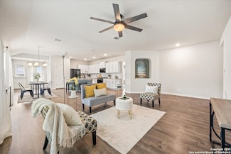 9702 Tupelo Hollow, San Antonio, TX 78254
