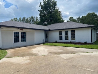 105 Drury Ln, Slidell, LA 70460