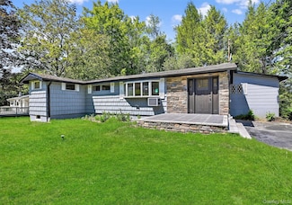 3 Shirley Dr, Mountain Dale, NY 12763