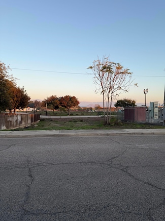 0 E A St, Porterville, CA 93257