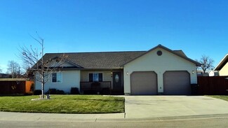 2118 Frannie Cir, Belle Fourche, SD 57717