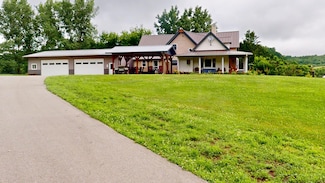 W25757 Bear Coulee Rd, Trempealeau, WI 54661