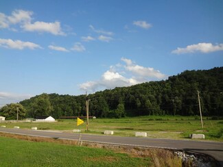 1 Kentucky 11, Manchester, KY 40962