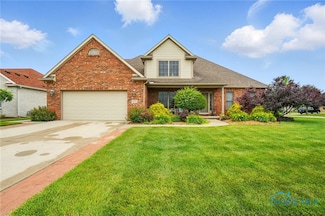 5102 Bay Ridge Ct, Oregon, OH 43616