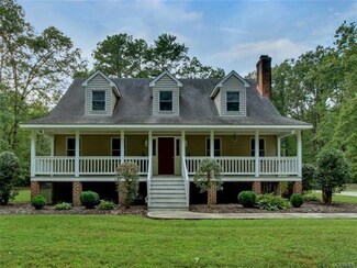 402 Forest Ln, Waverly, VA 23890