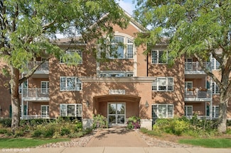 2660 Summit Dr Unit 109, Glenview, IL 60025