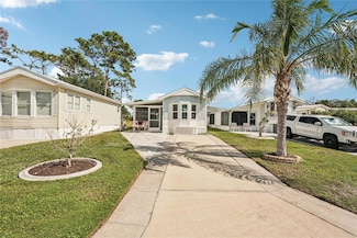 226 Lancer Dr, Nokomis, FL 34275