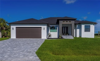 8045 Bosco Rd, Port Charlotte, FL 33981