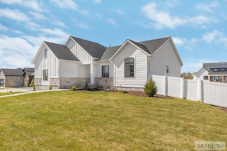 970 Pine Brook Ln, Rexburg, ID 83440