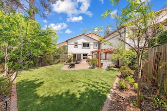 105 Calle Nivel, Los Gatos, CA 95032