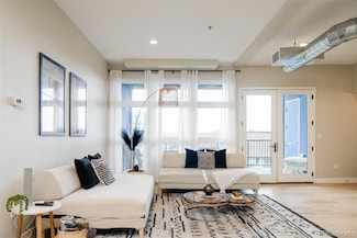 3198 Blake St Unit 402, Denver, CO 80205