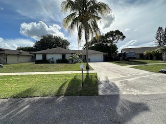 118 Mayorca Ct, Royal Palm Beach, FL 33411
