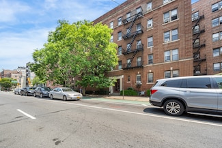 30-83 Crescent St Unit 3A, Astoria, NY 11102