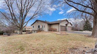 8979 Forestview Ln N, Maple Grove, MN 55369